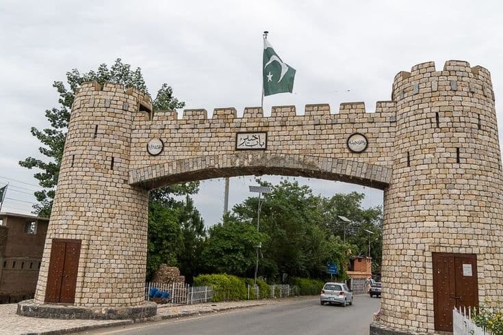 Qissa Khwani Heritage Looms shop